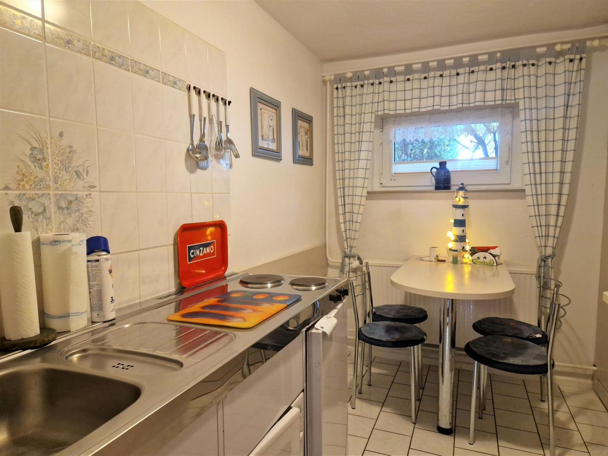 Ahlbeck, Ferienobjekt Apfel-Blume-Veilchen Apartment Heringsdorf  Room photo