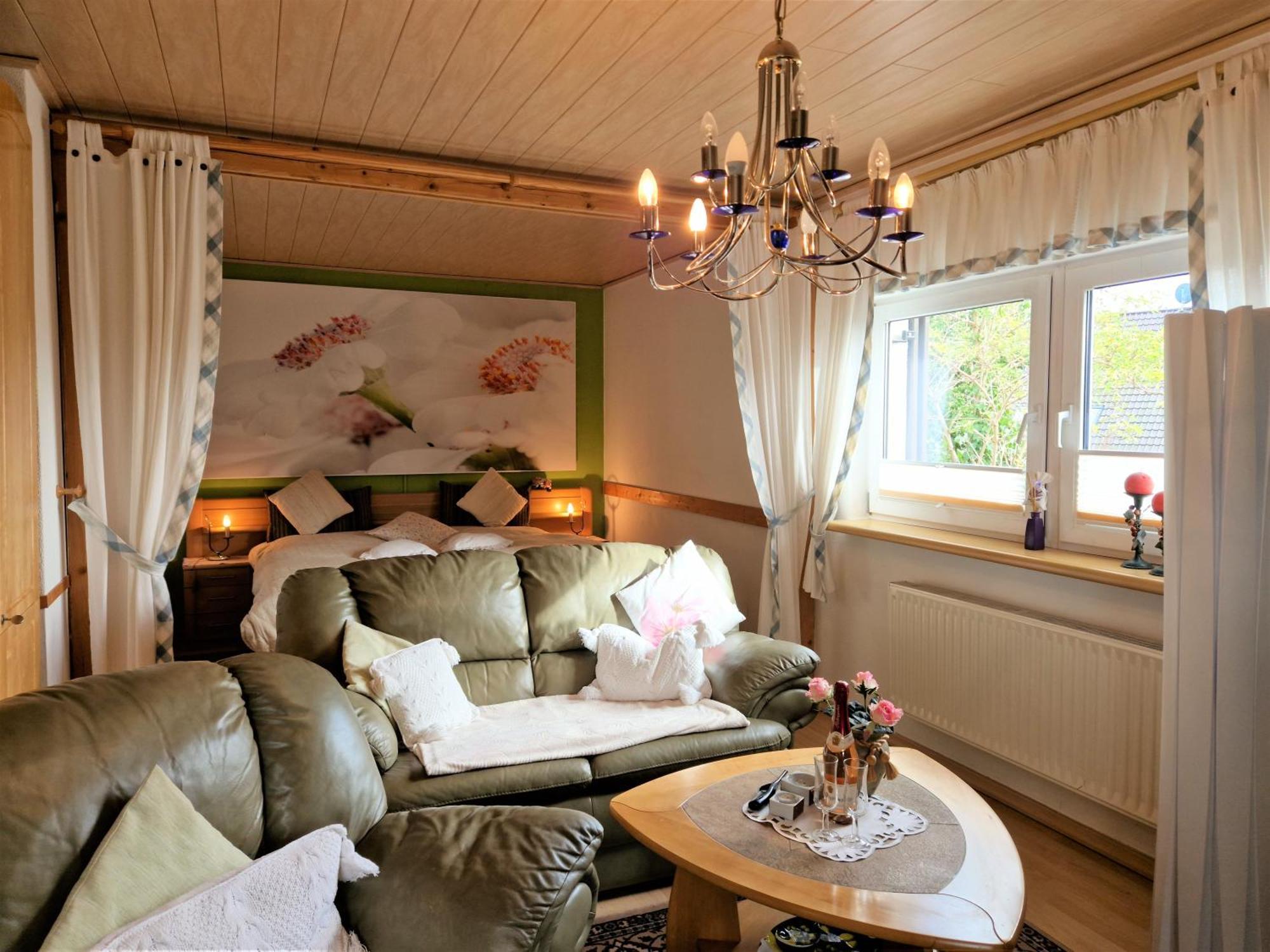 Ahlbeck, Ferienobjekt Apfel-Blume-Veilchen Apartment Heringsdorf  Room photo